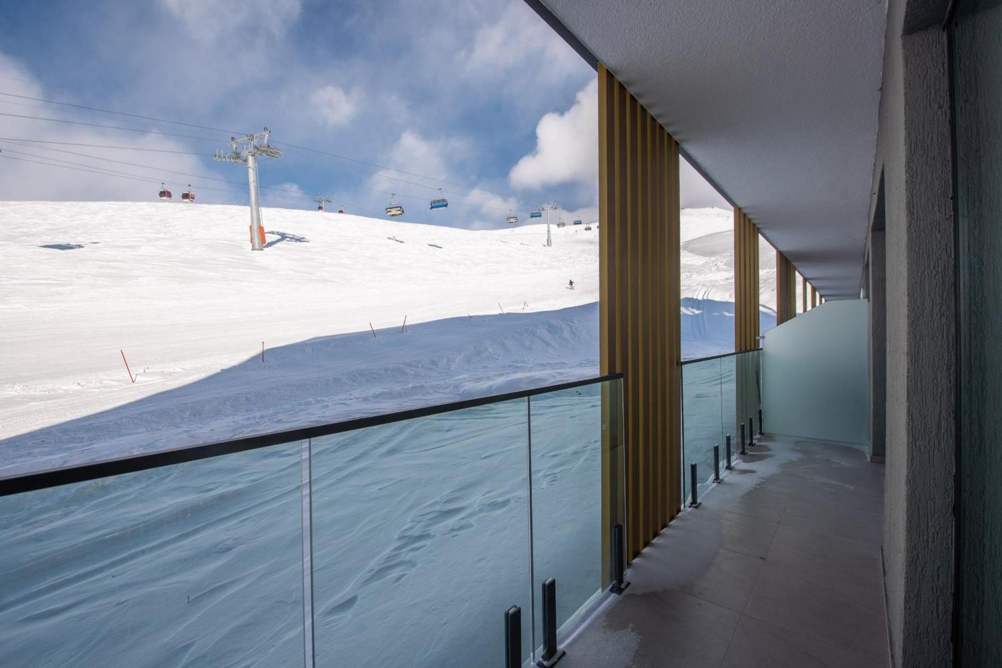 Gudauri Atrium Aparthotel Exterior foto